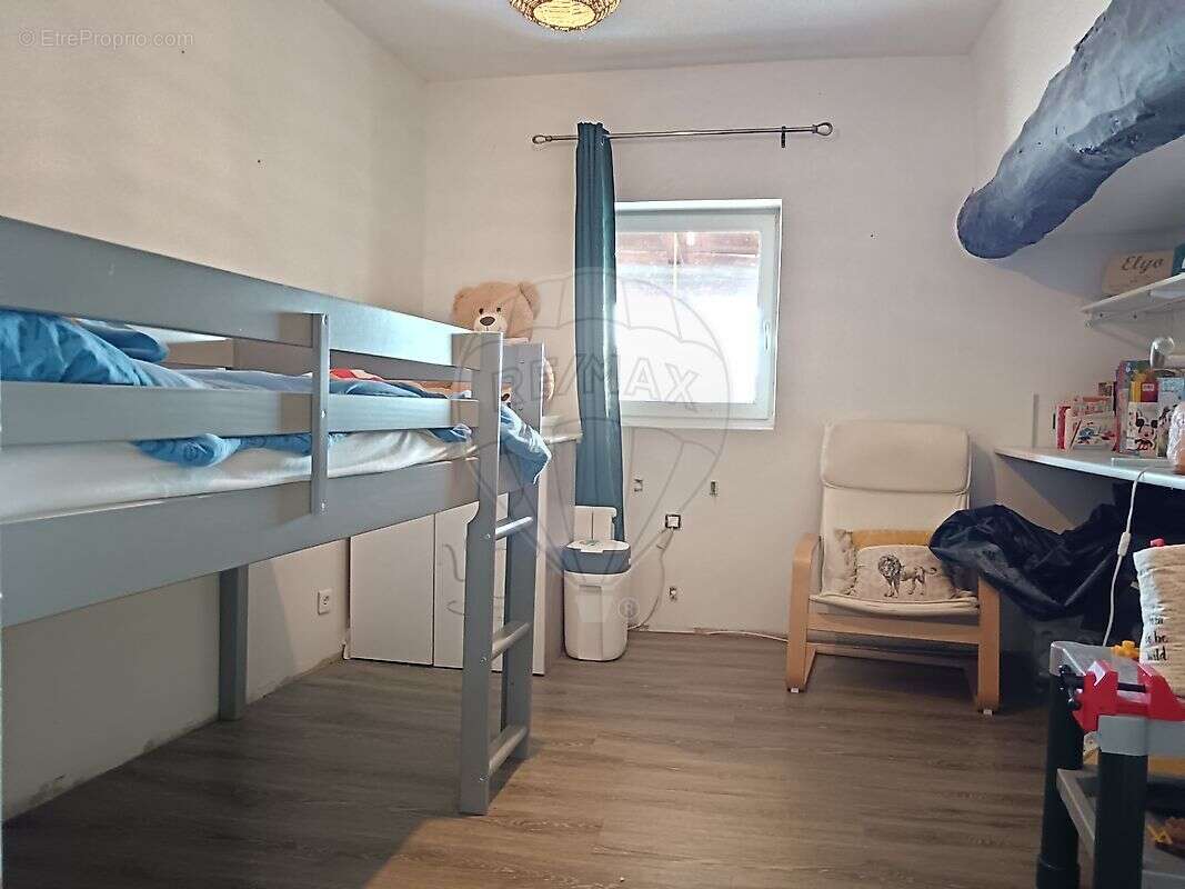 Maison à VILLIE-MORGON