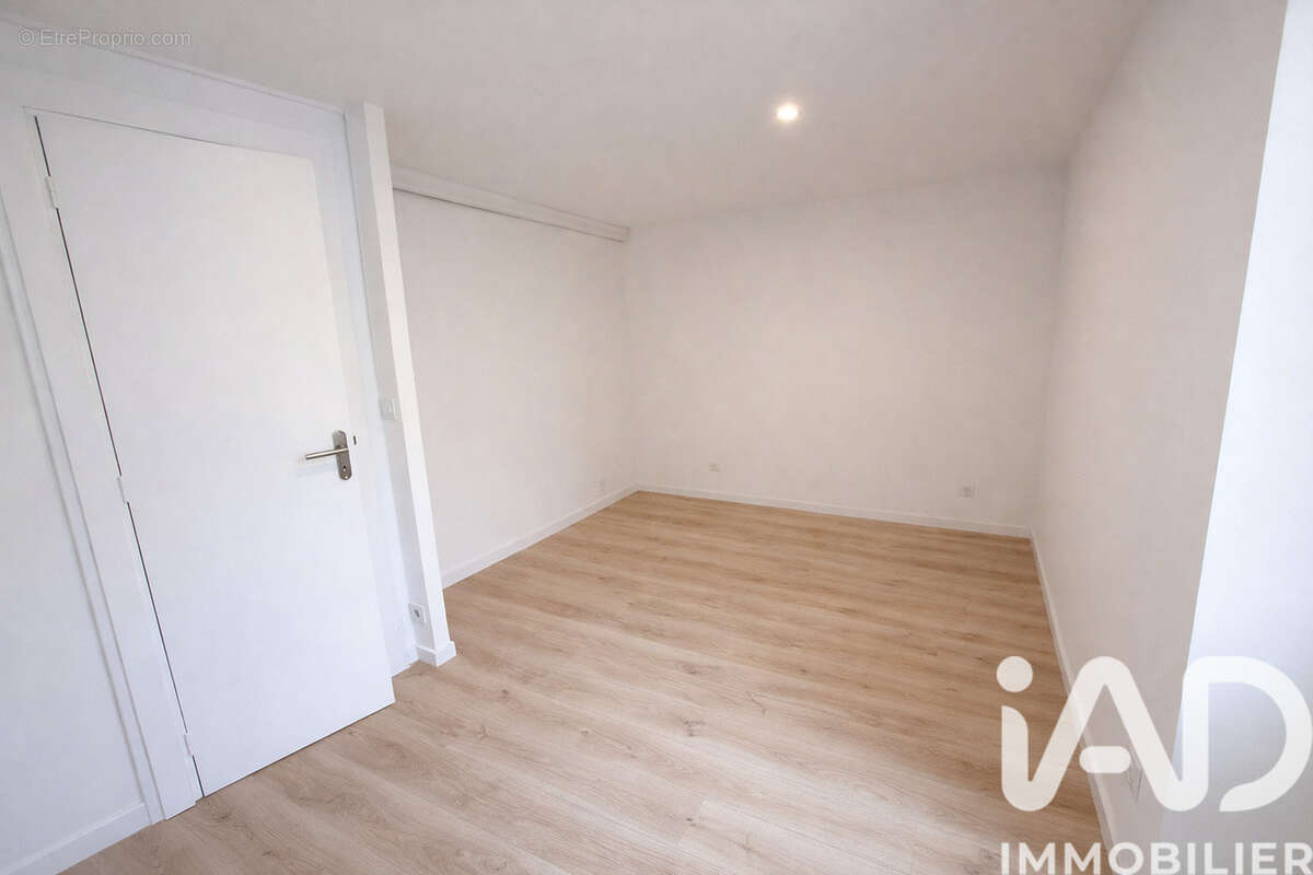 Photo 2 - Maison à NIMES