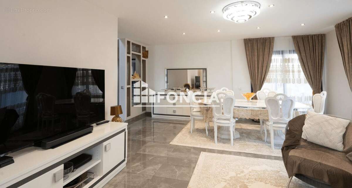 SAINT JEAN DE MUZOLS, belle villa de 2017 sur une parcelle de terrain de 512 m2 - photo 5
