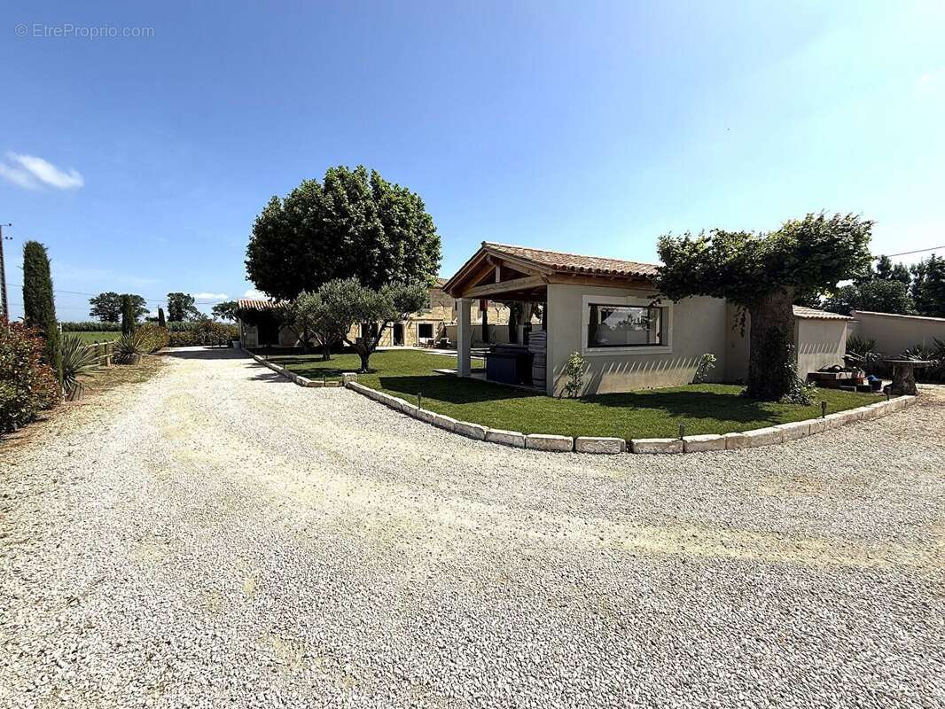 Appartement à ARLES