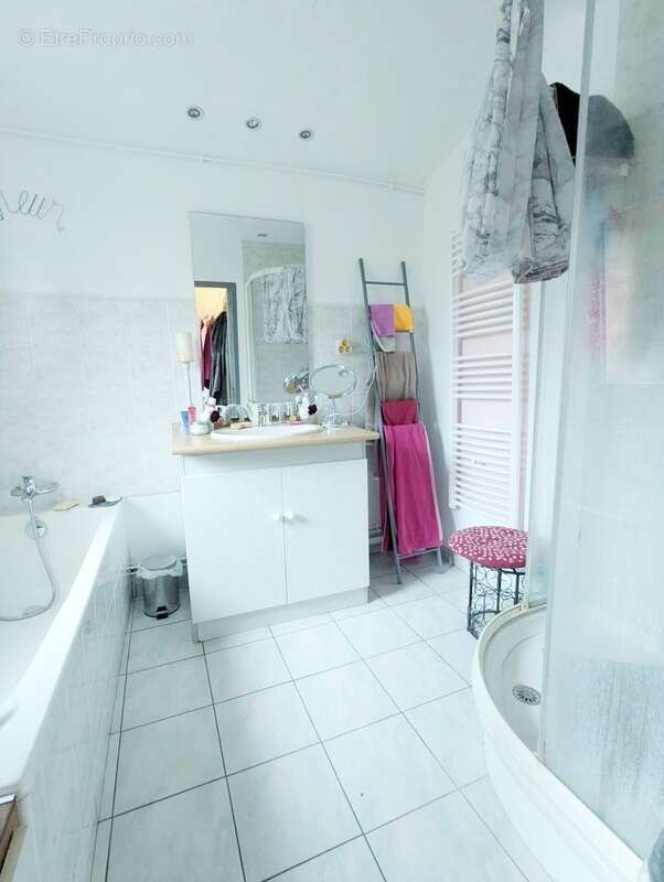 Maison à PONTVALLAIN