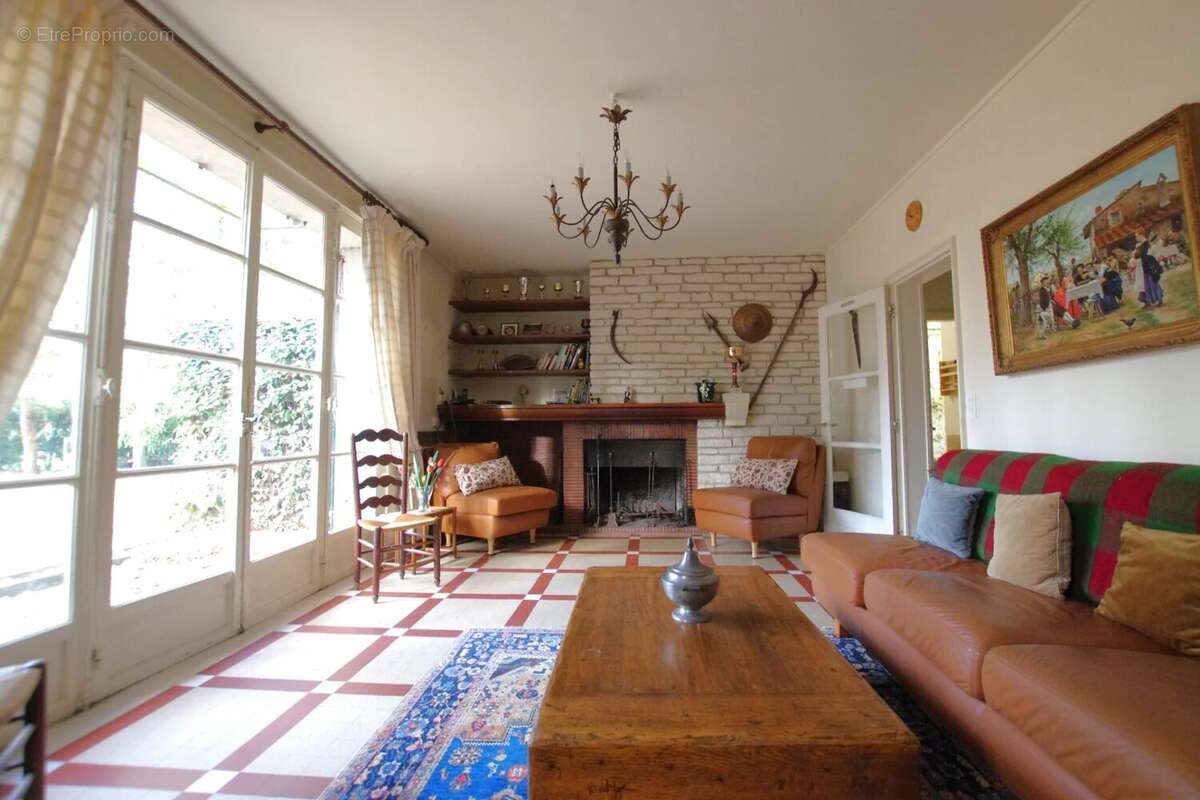 Maison à LAMORLAYE