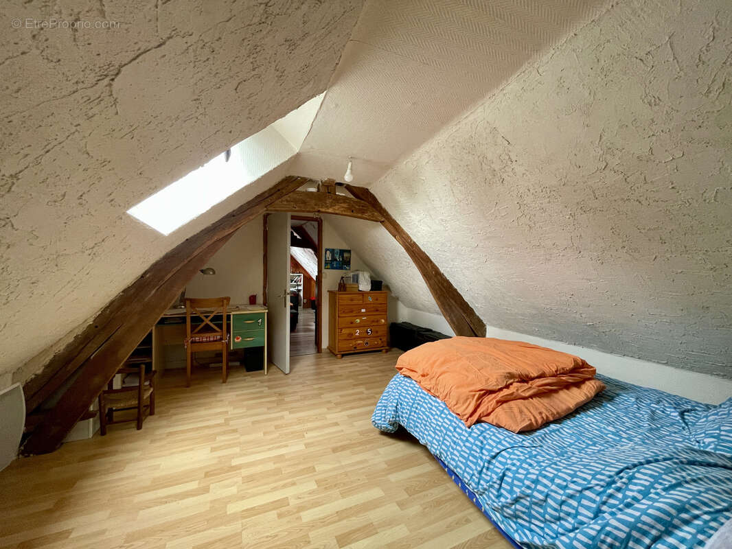 Maison à REUILLY