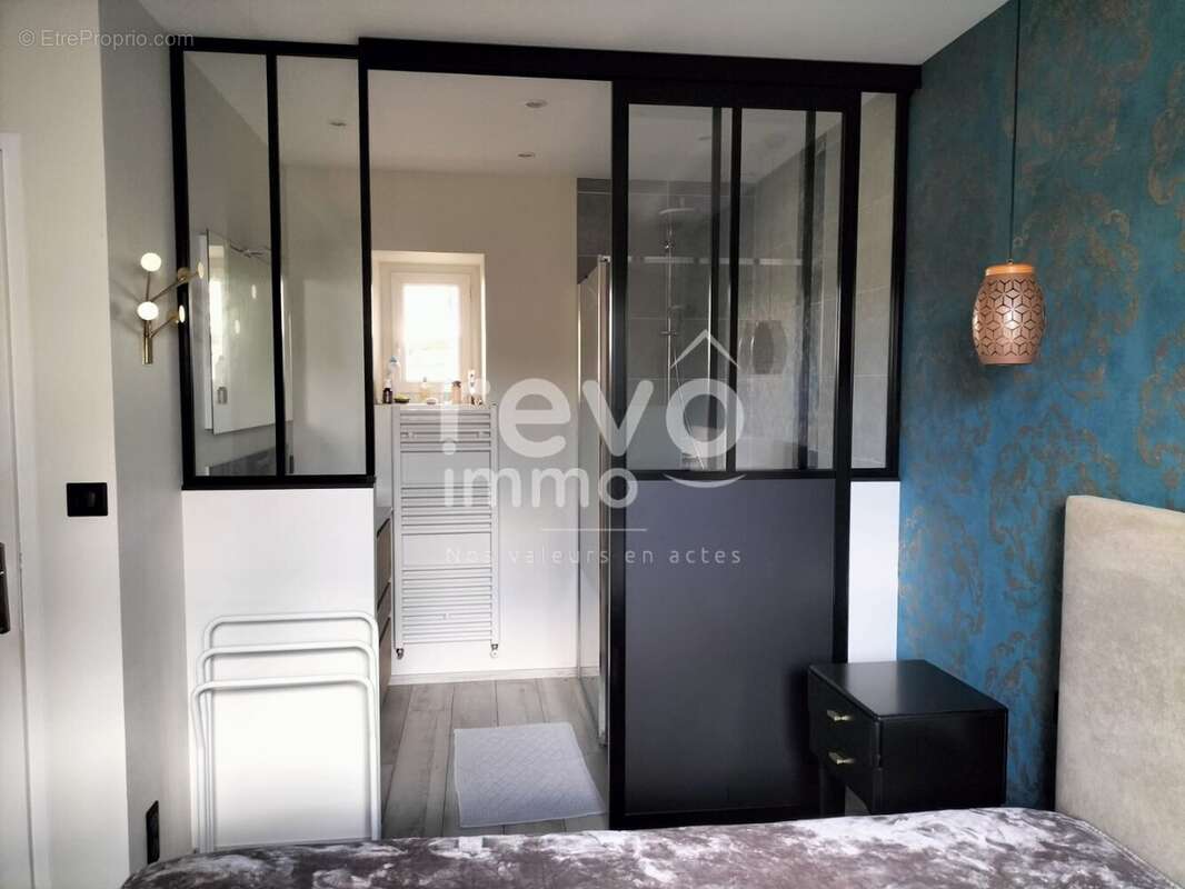 Maison à SAINT-BARTHELEMY-D&#039;ANJOU