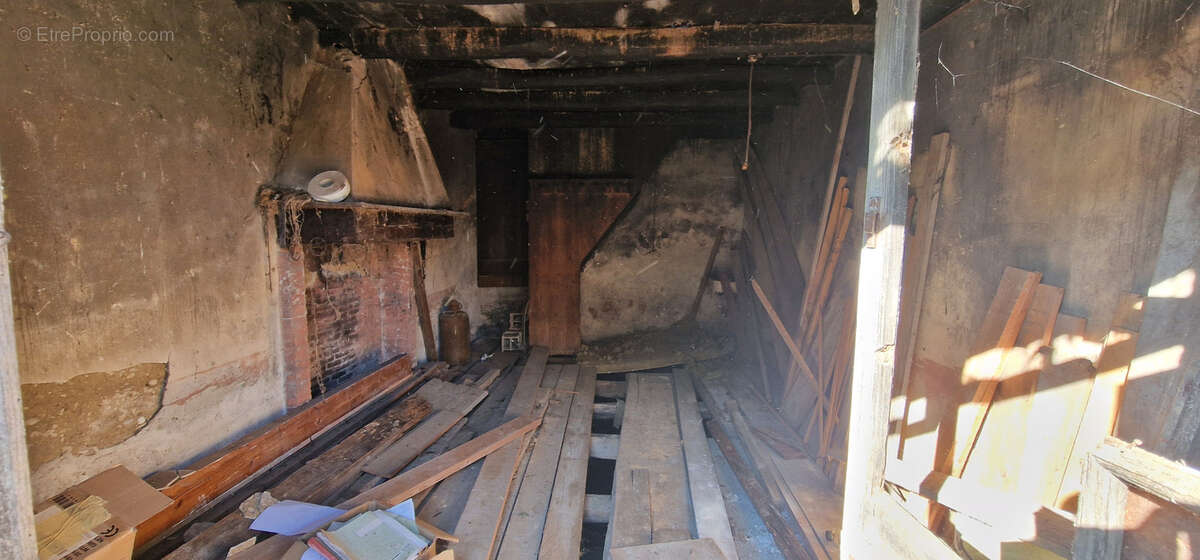 Maison à SAINT-ALBIN-DE-VAULSERRE
