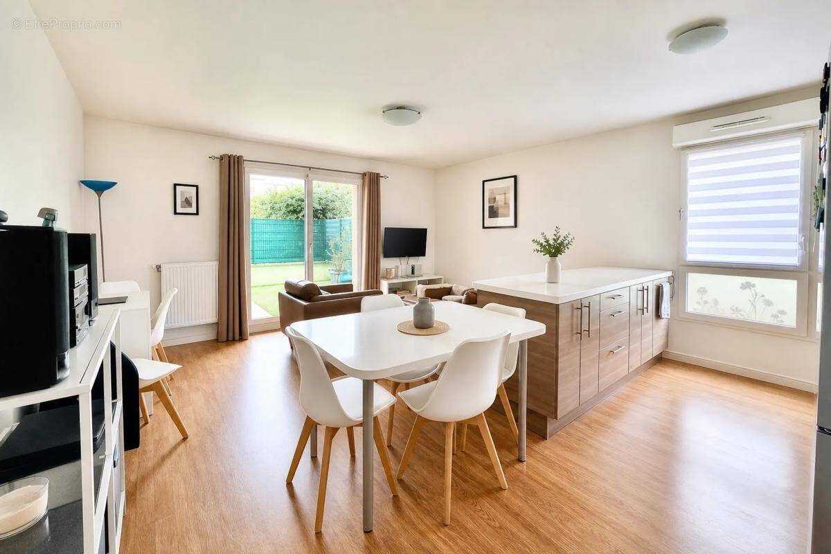 Appartement à LIMEIL-BREVANNES