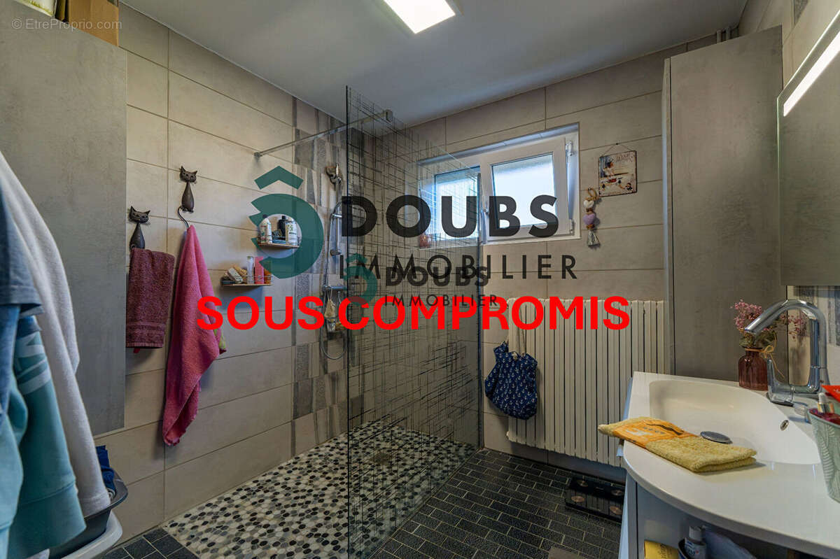 Maison à Maiche - photo 11