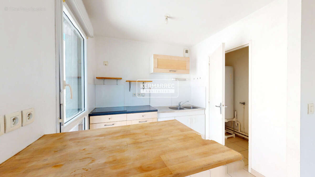 Appartement T3 / Garage - GRENERAIE - photo 3