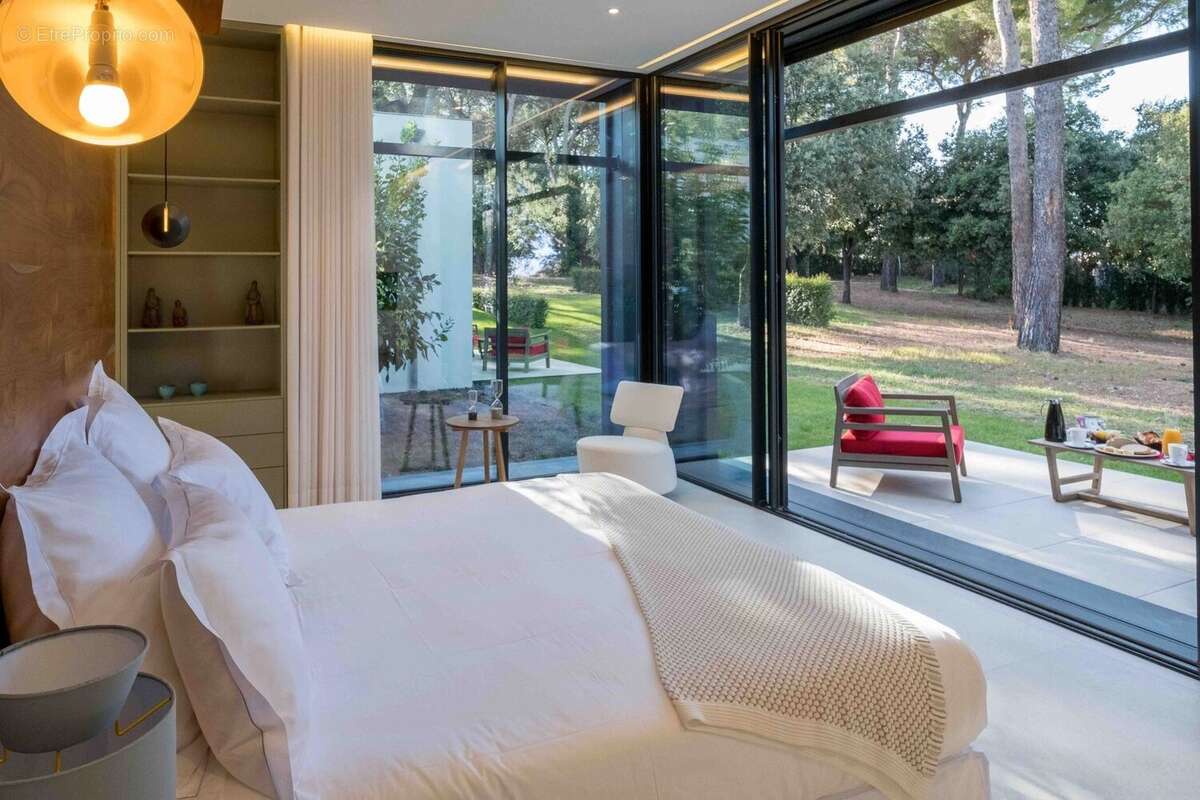 Maison à ANTIBES