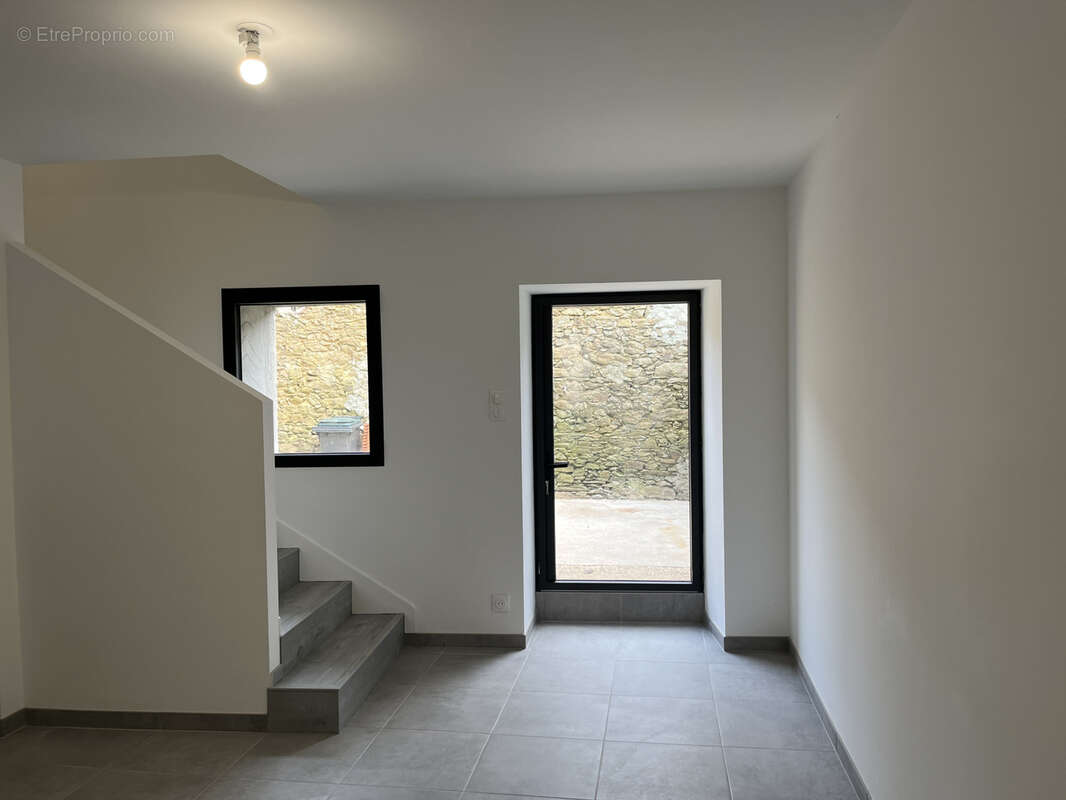 Maison de ville avec patio - photo 3