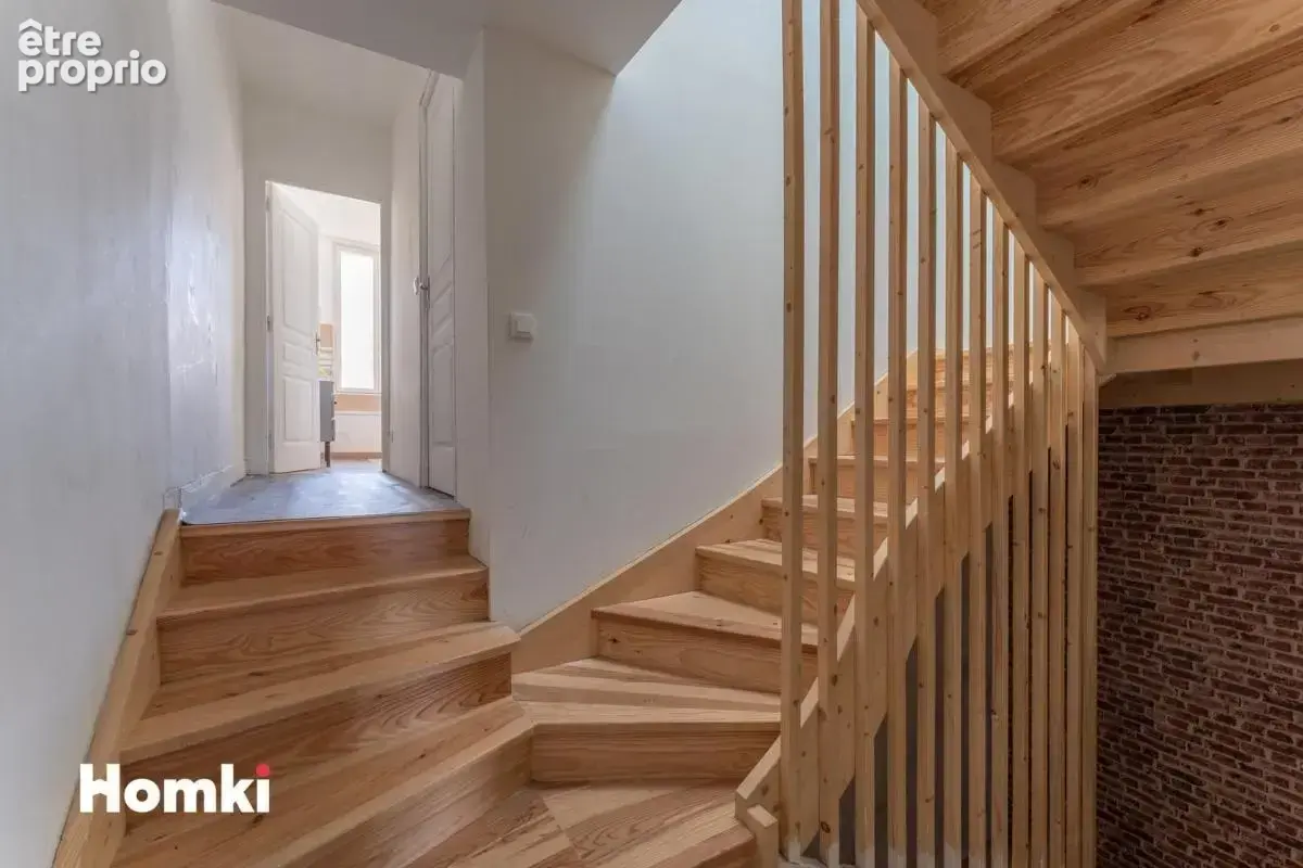 Maison de ville T5 de 97 m² à Libourne 33500 - photo 3