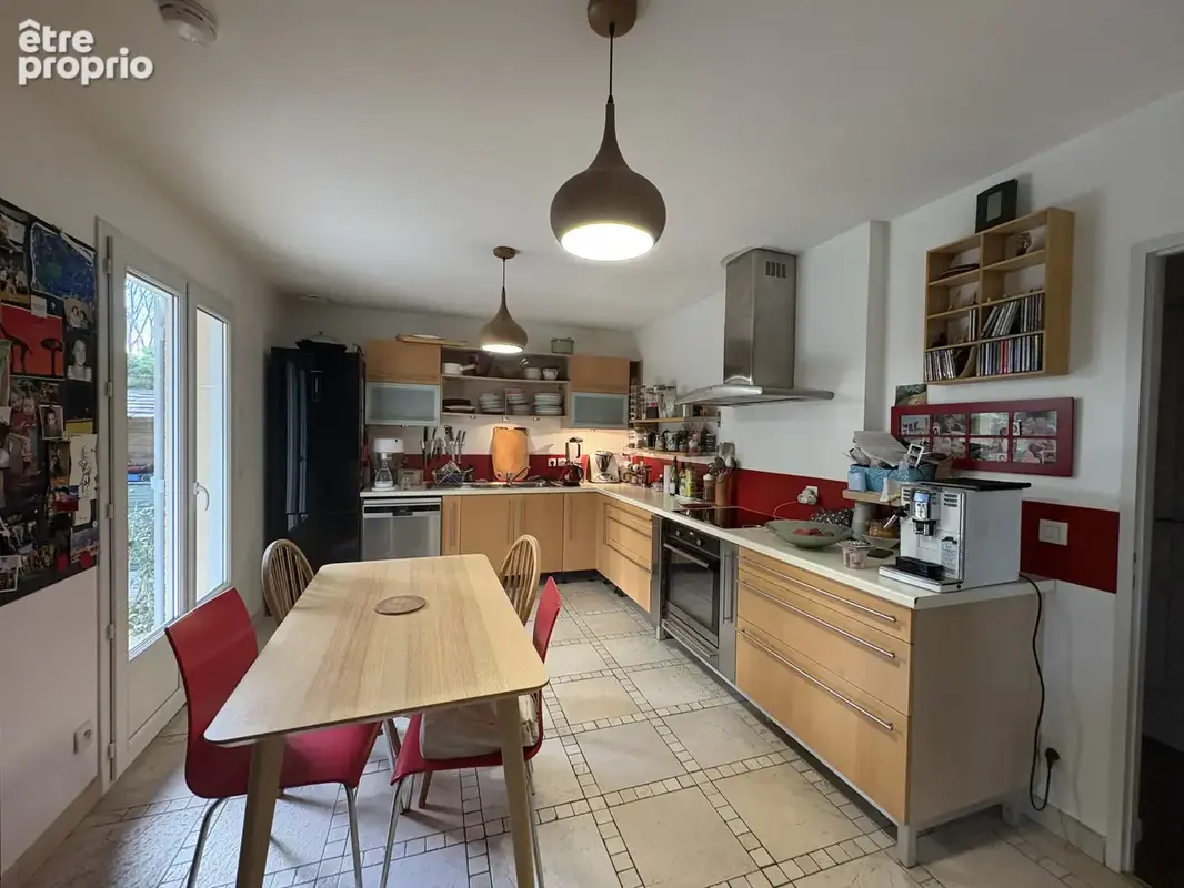 Maison 134 m² à Chevreuse  - photo 2