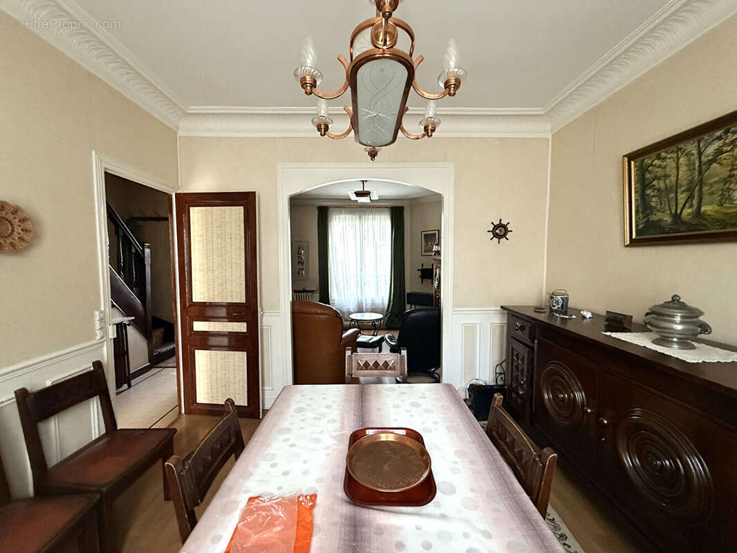 Maison à ENGHIEN-LES-BAINS