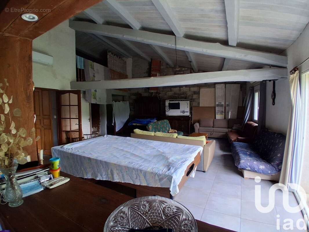 Photo 3 - Maison à SAINT-HILAIRE-DE-LAVIT