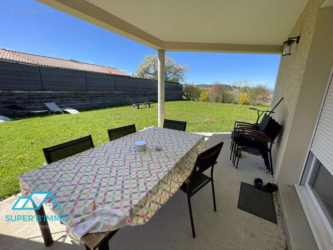 Maison à VIEILLE-BRIOUDE