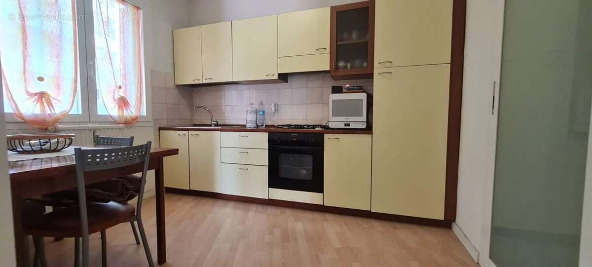 Appartement à MENTON