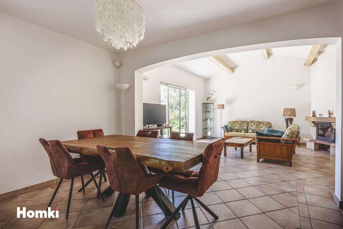 Maison à LE LUC