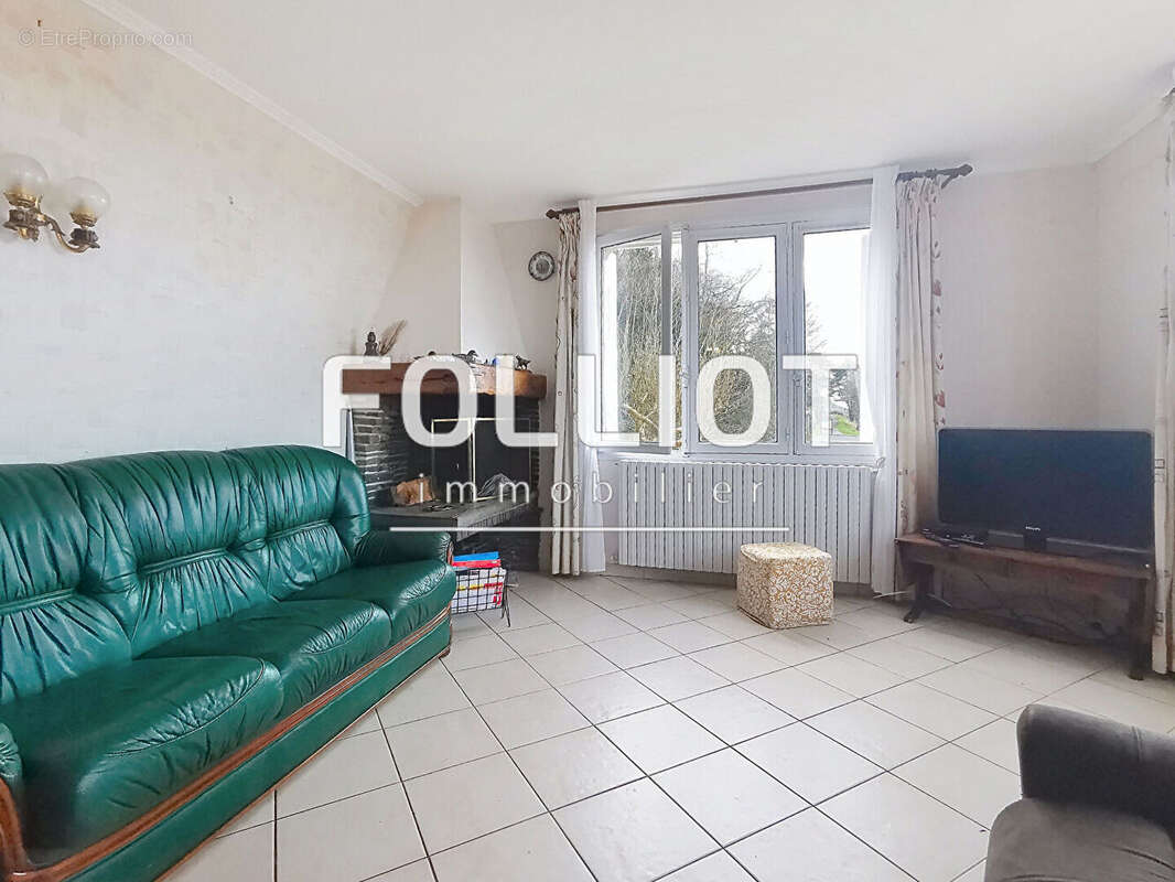 Maison à JULLOUVILLE