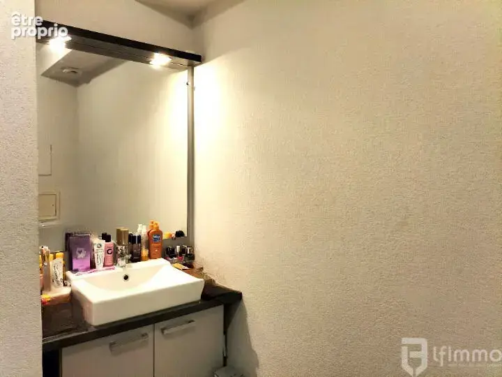 Investissement locatif - Studio loué + parking - Revenus 4 848 € - photo 4