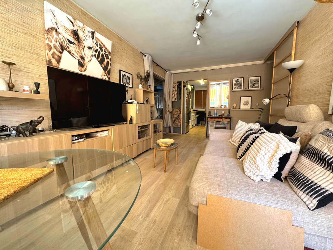 Appartement à MARSEILLE-9E