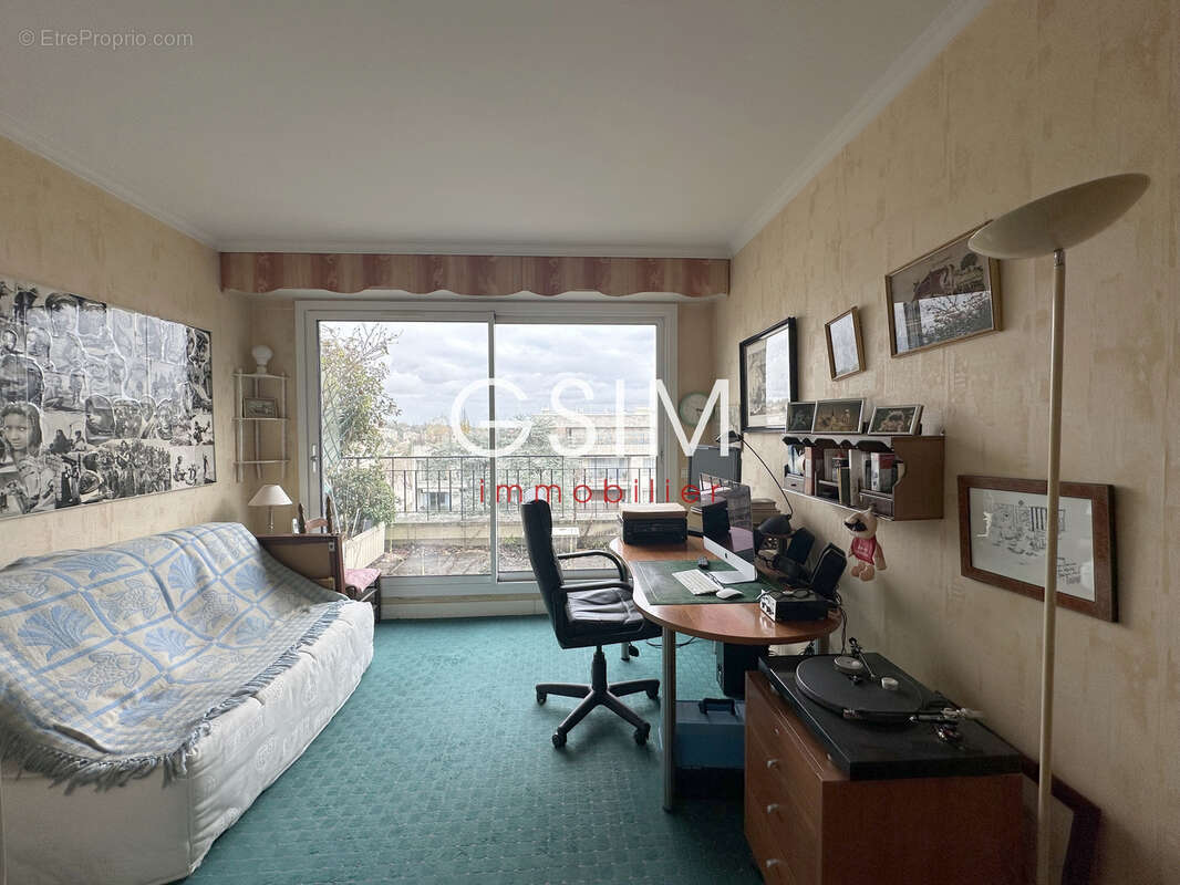 Appartement à VILLE-D'AVRAY