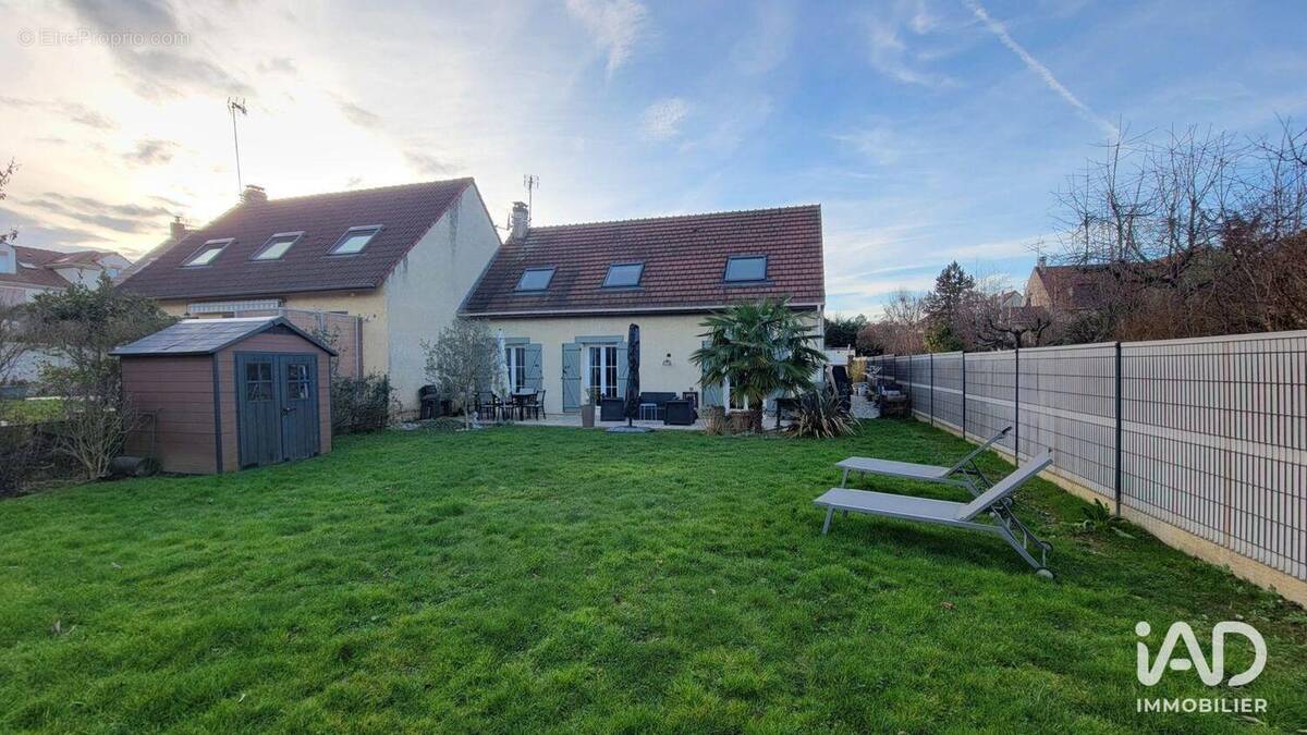 Photo 1 - Maison à COUBRON