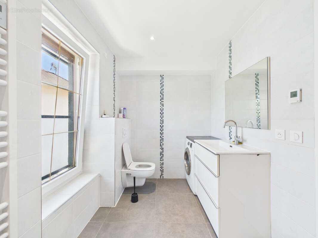 Appartement à BARBERAZ