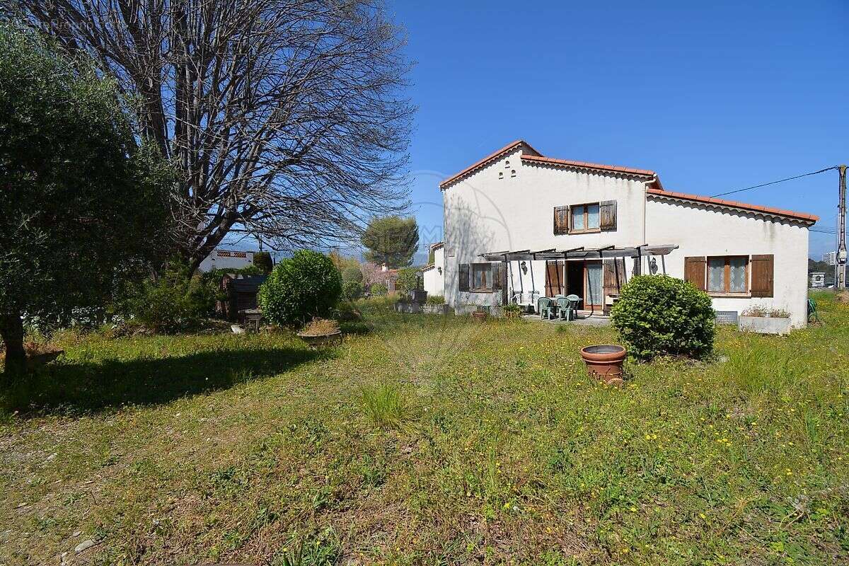 Maison à VILLENEUVE-LOUBET