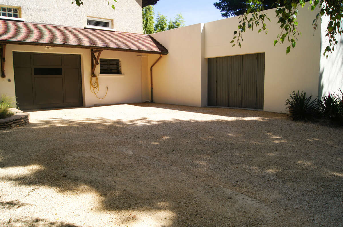 Propriété de 460m2 - 2 Habitations - photo 24