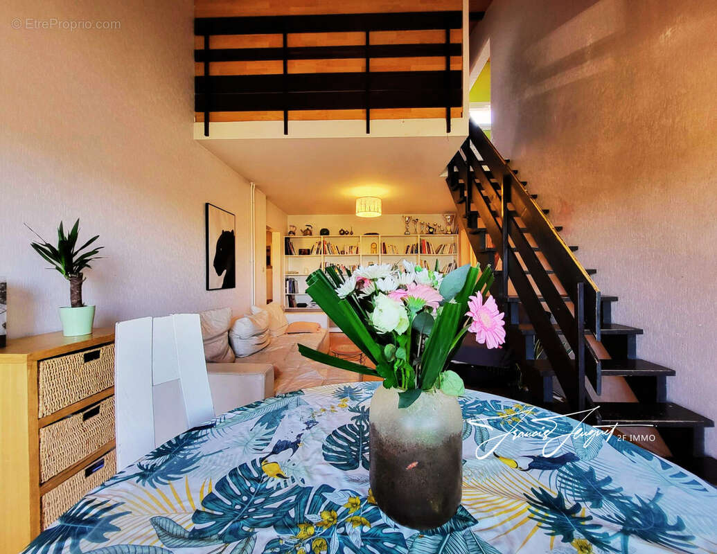 Appartement à QUINTAL