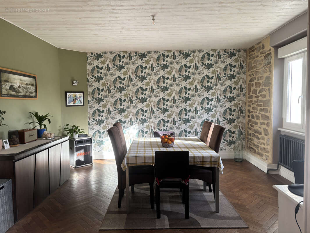 Maison à PLONEOUR-LANVERN