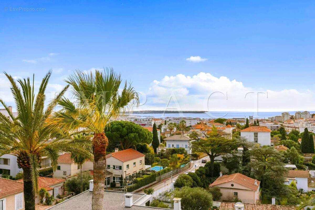 Appartement à CANNES