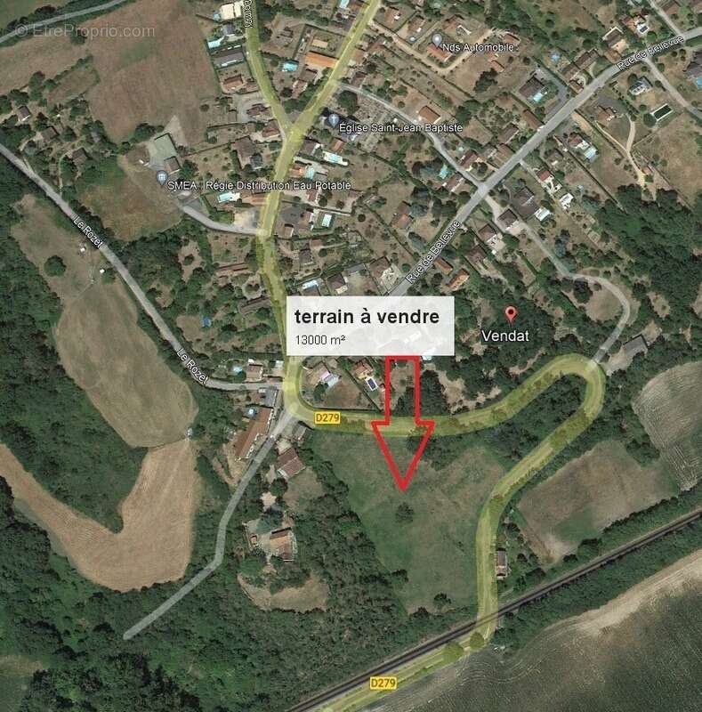 Terrain à VENDAT