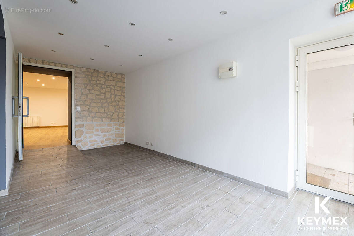 Appartement à NOAILLES