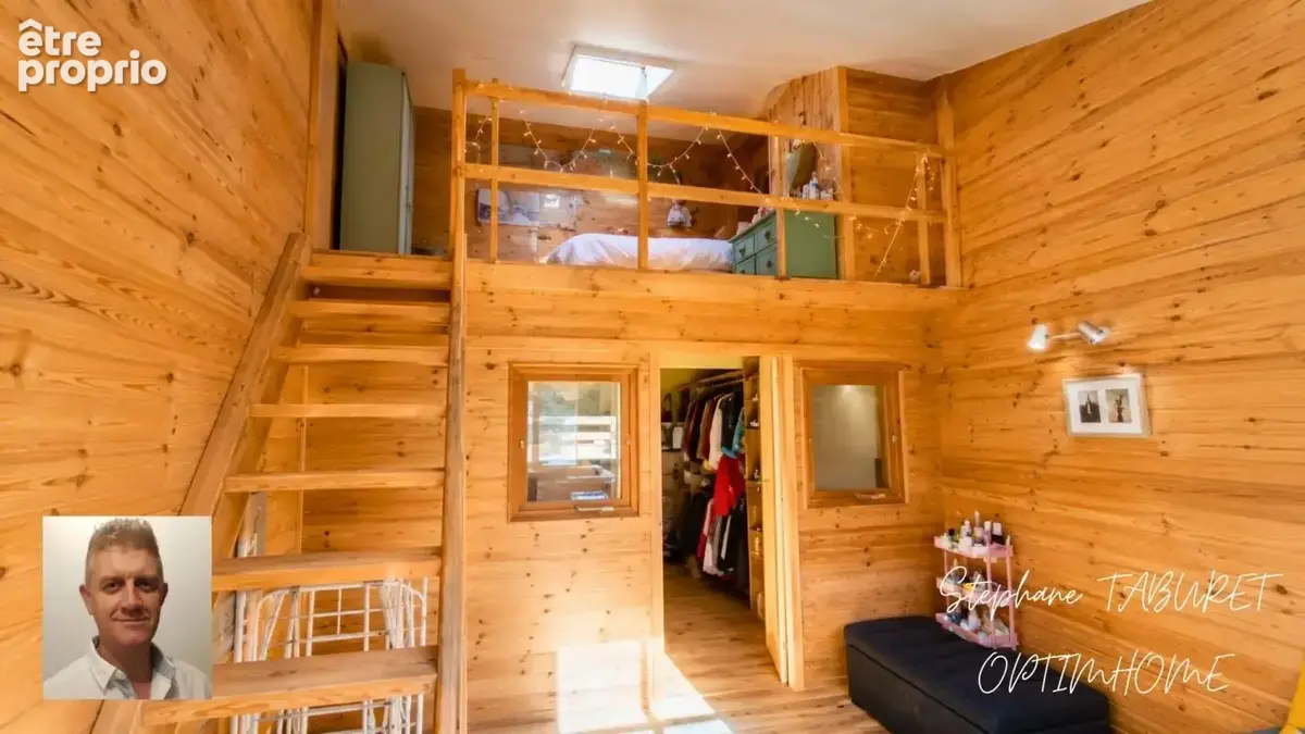 Maison à OPOUL-PERILLOS
