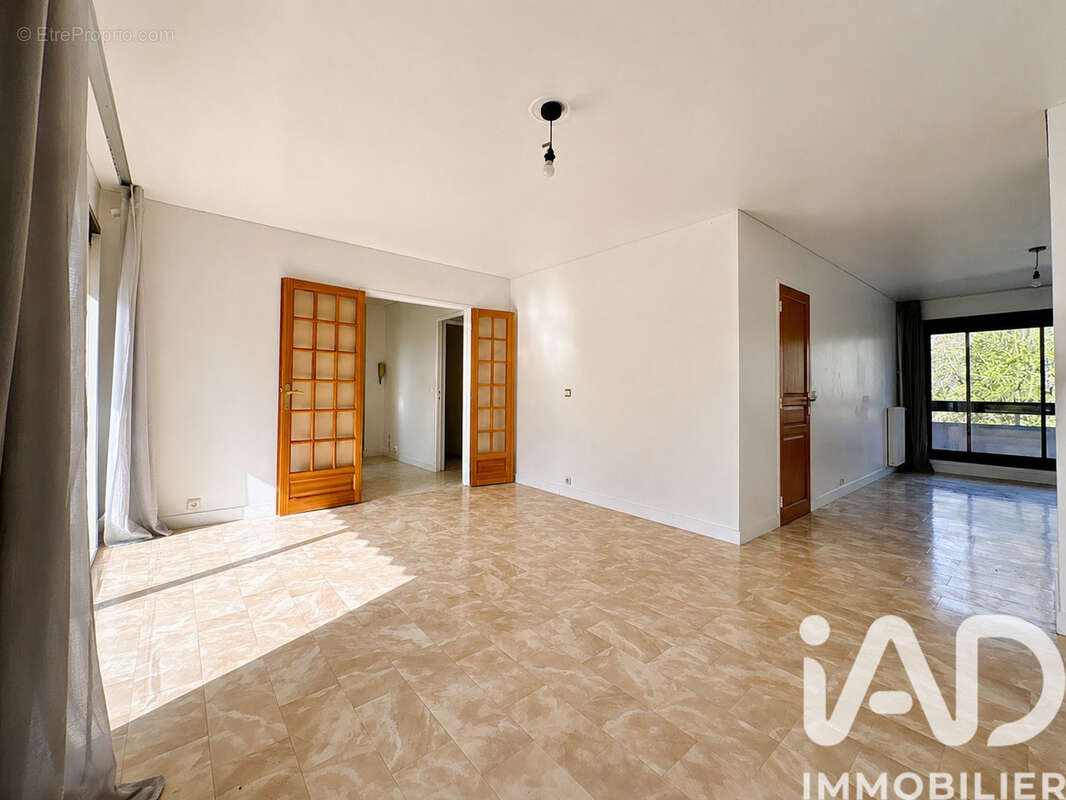 Photo 4 - Appartement à LE COUDRAY-MONTCEAUX