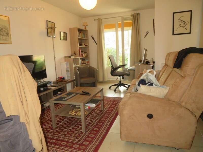 Belle MAISON sur 2 niveaux de 95 m3 à vendre centre ville de DIGNE LES BAINS (04) - photo 6
