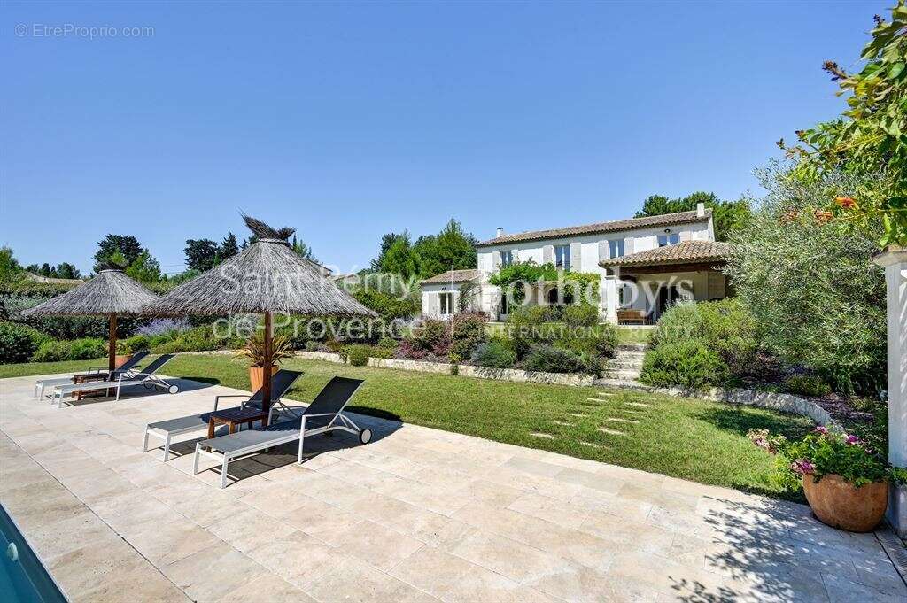 Belle propriété à acquérir à Saint Rémy de Provence, proche du centre - photo 8
