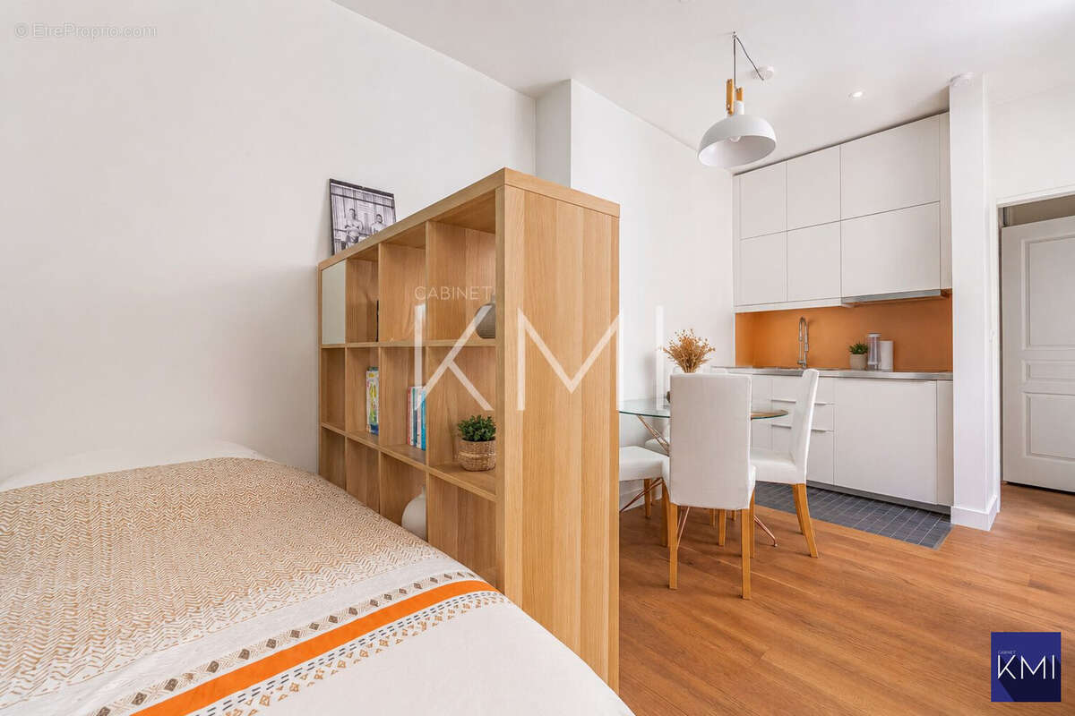 Appartement à PARIS-20E