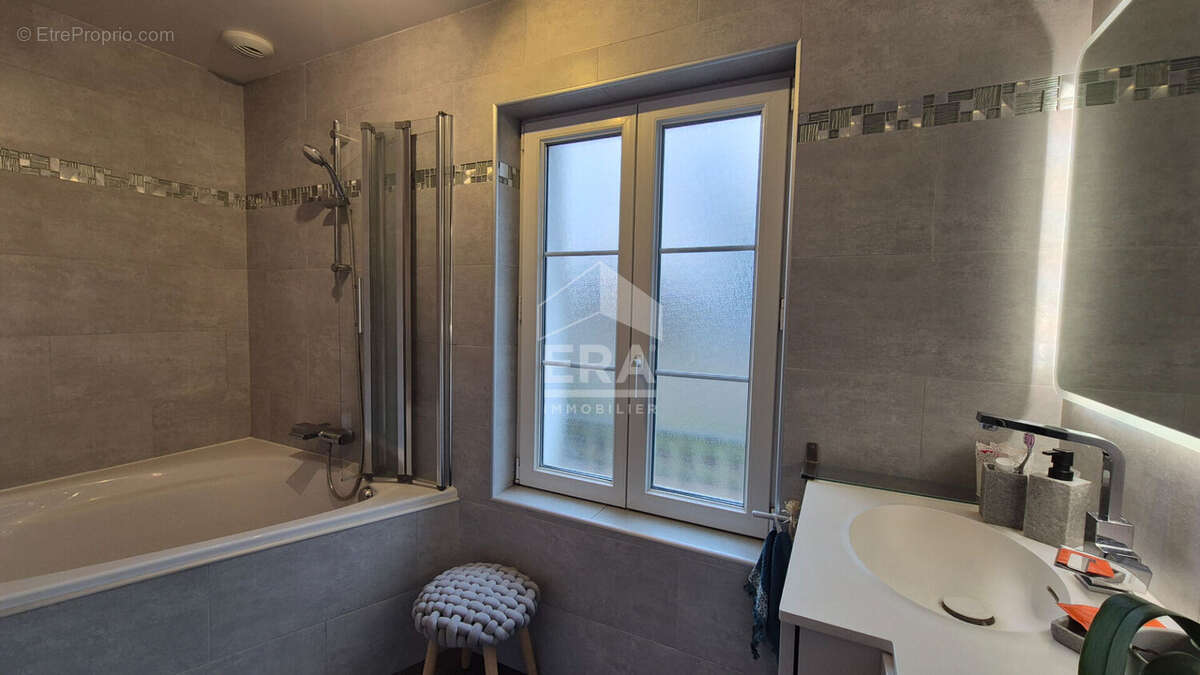 Maison à GRISY-SUISNES