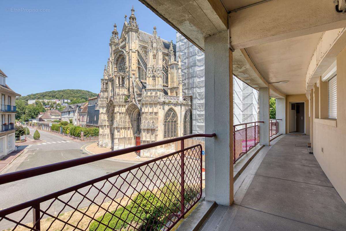 Appartement à CAUDEBEC-EN-CAUX