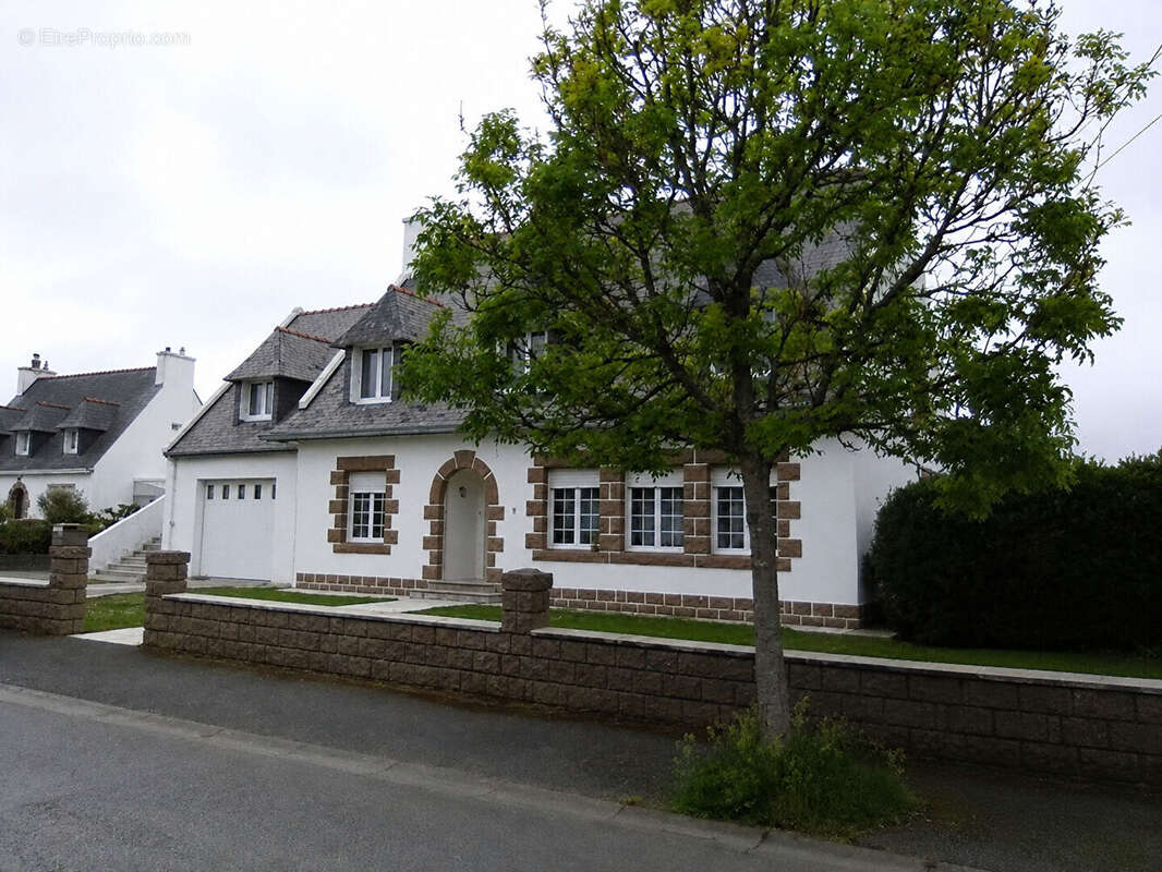 Maison à PLOZEVET