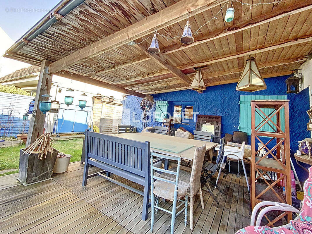 Maison à VERNEUIL-SUR-SEINE