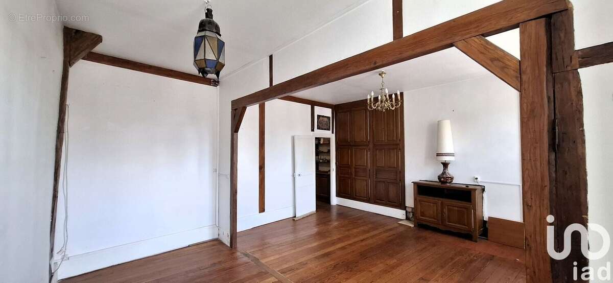 Photo 5 - Maison à VILLENEUVE-SUR-YONNE