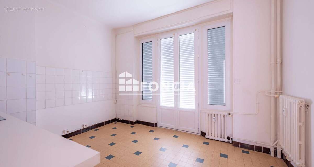 Appartement à ROUSSILLON