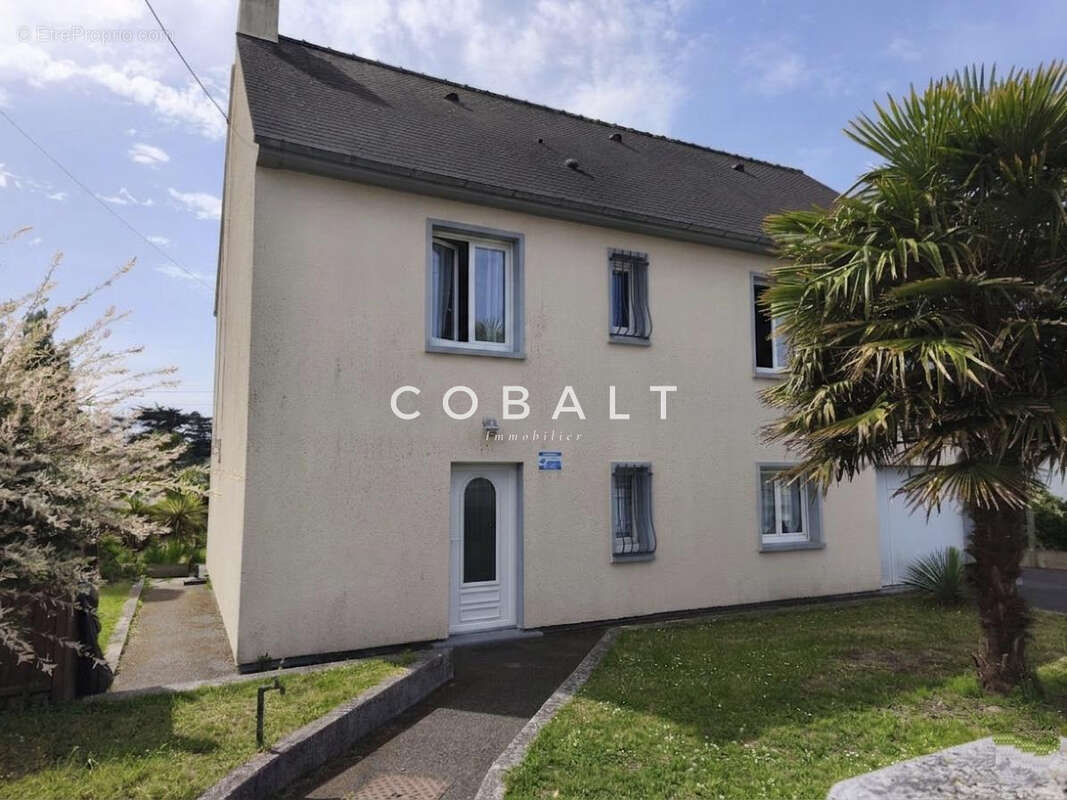 Maison à LE POULIGUEN