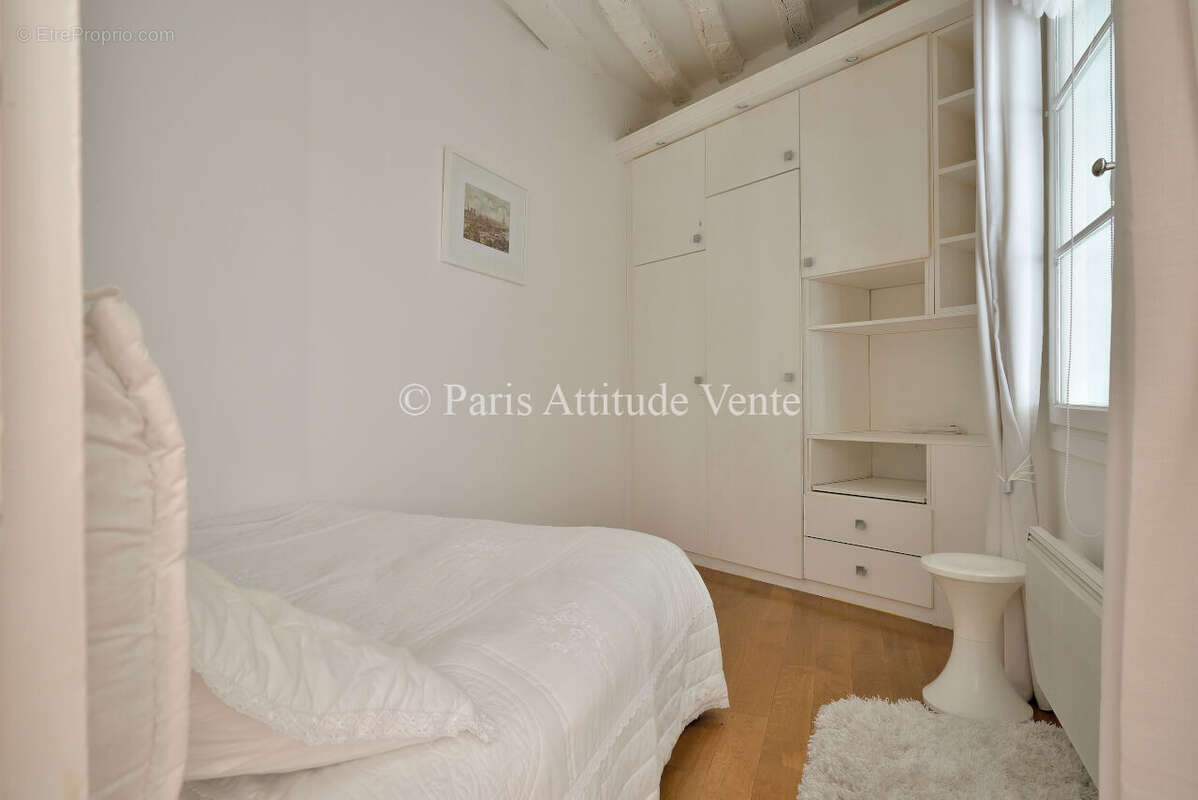 Appartement à PARIS-5E