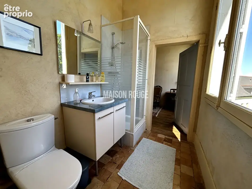 A vendre Manoir du 17ème de 425 m² environ plus 400 m² ( 5 logements indépendants) sur 11 hectares - photo 15