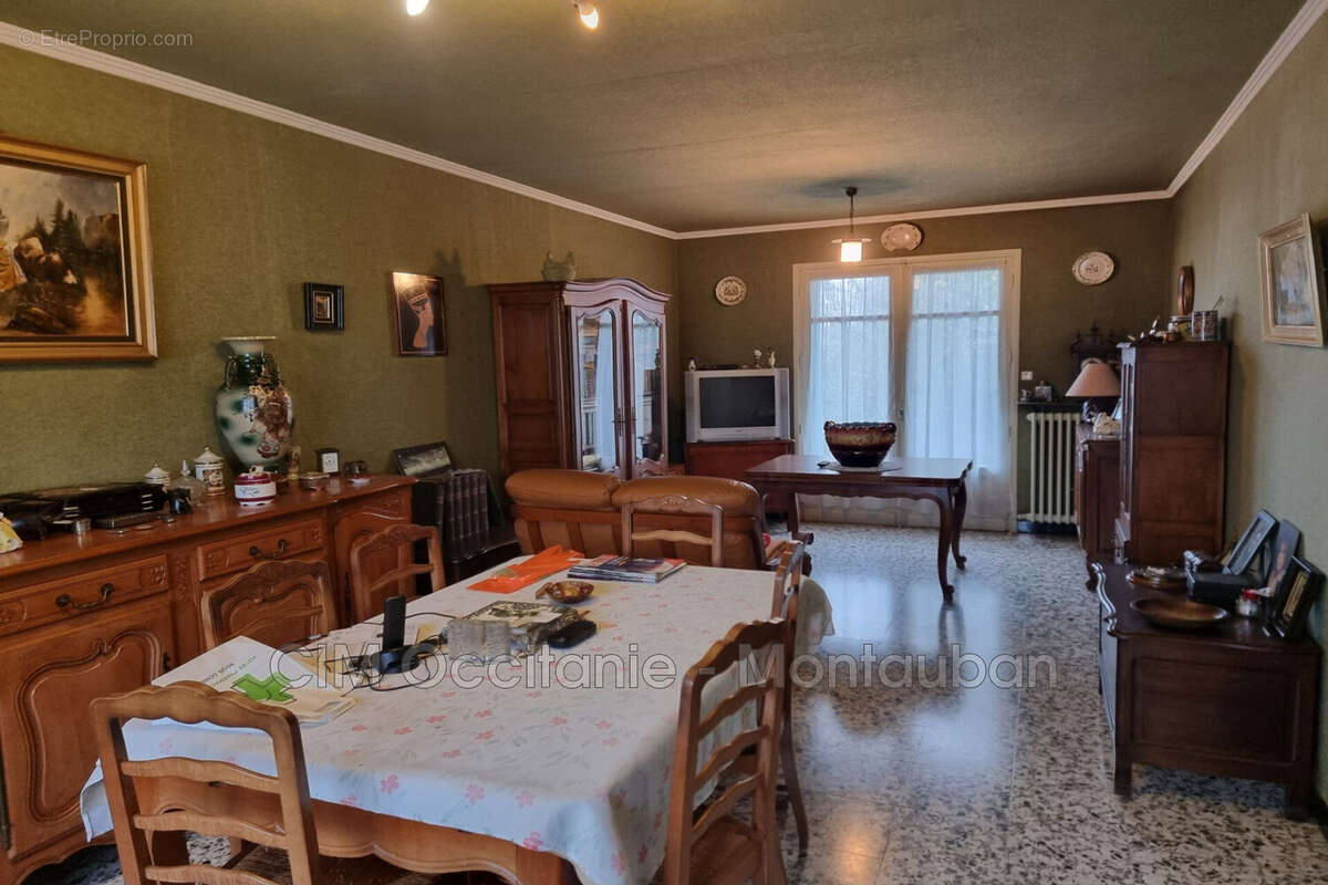 Maison à CASTELSARRASIN