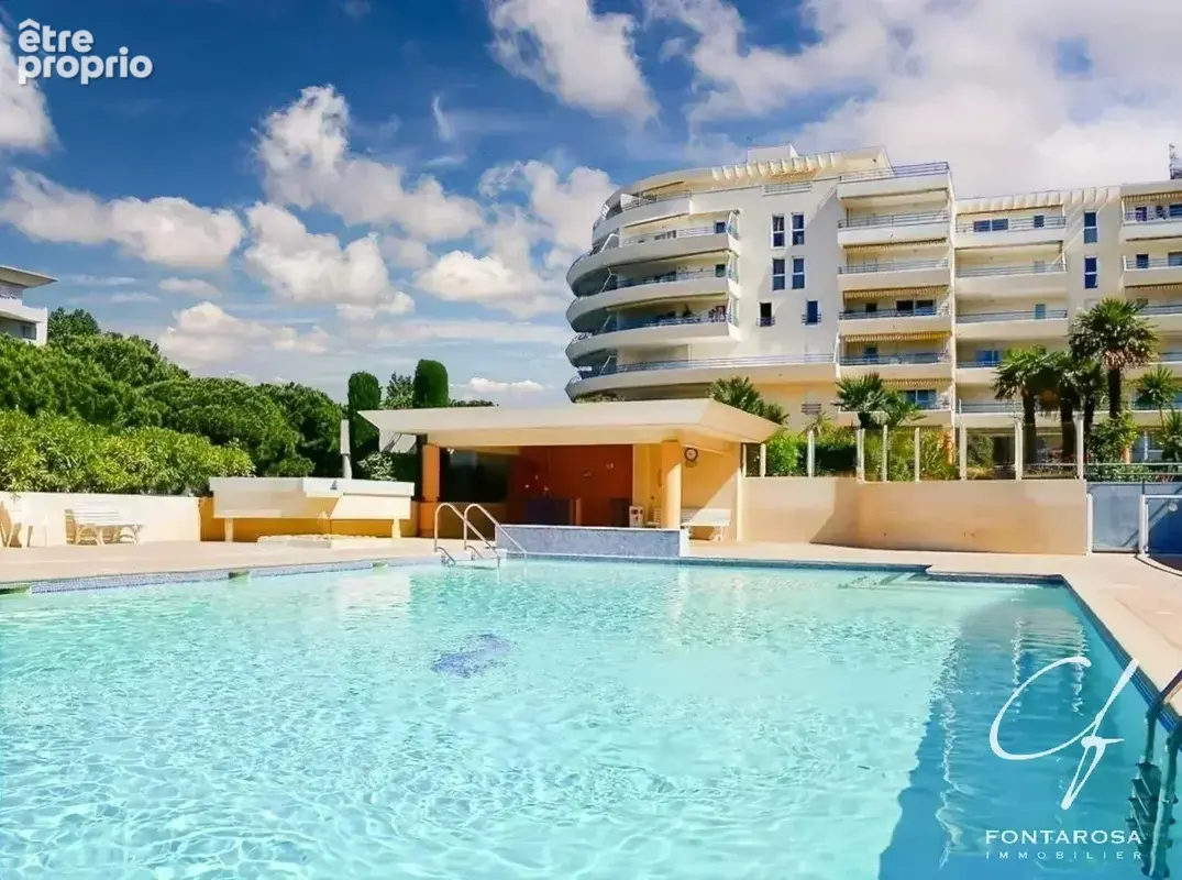 Appartement à FREJUS